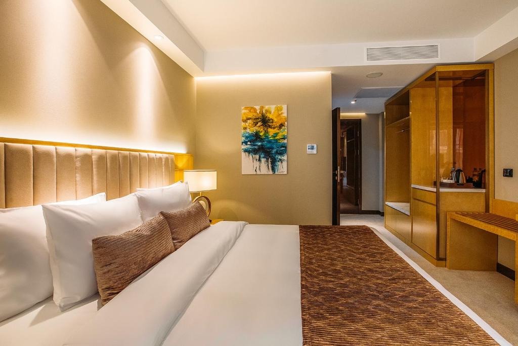 هتل مرجان پلازا تفلیس